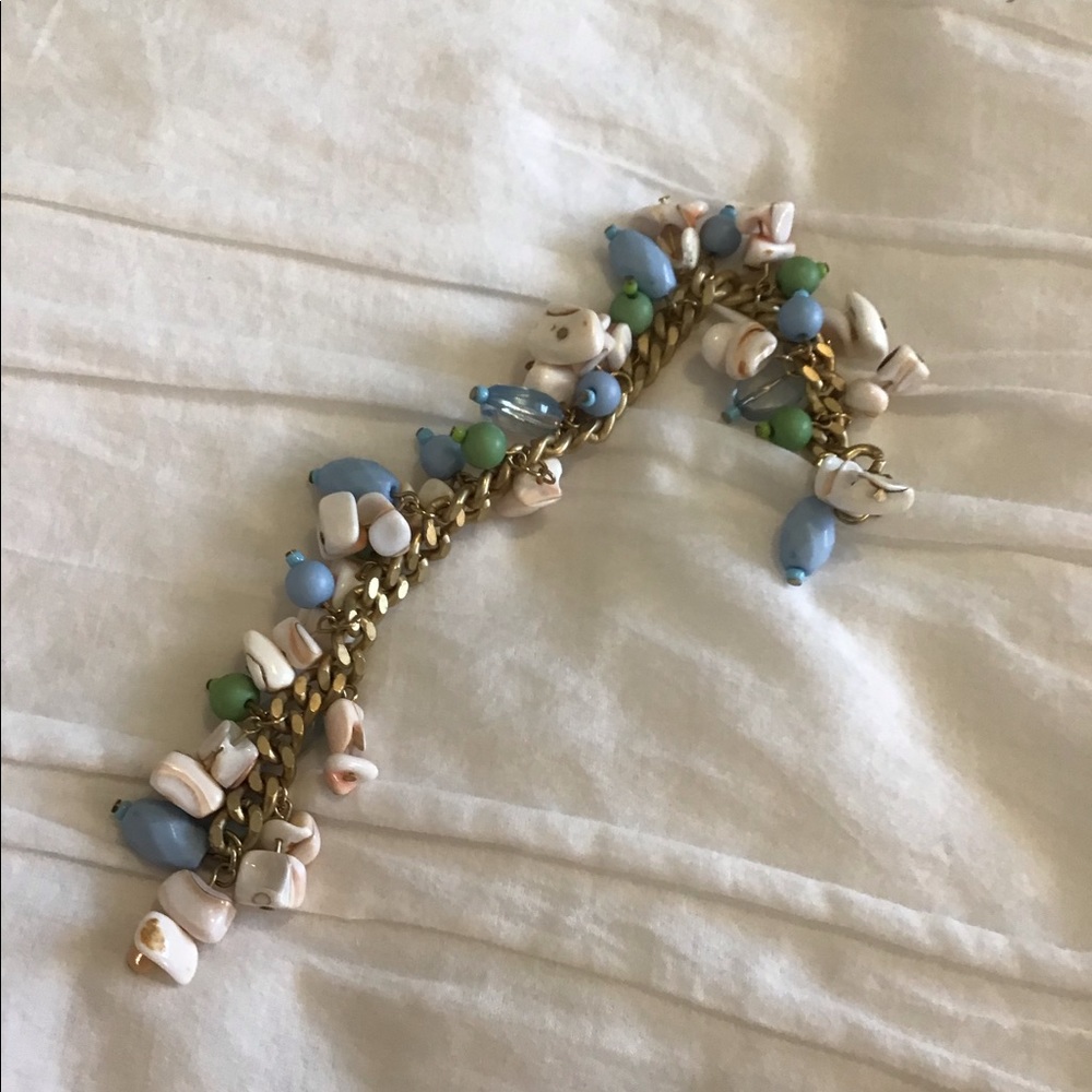 Shell and bead bracelet
